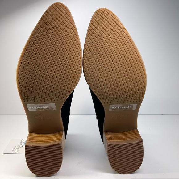 Aqua College Woman's Emily Black Suede Waterproof Black Ankle‎ Boots Size - Picture 11 of 12